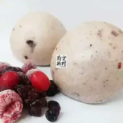 簡實新村 莓果饅頭 Berries Mantou